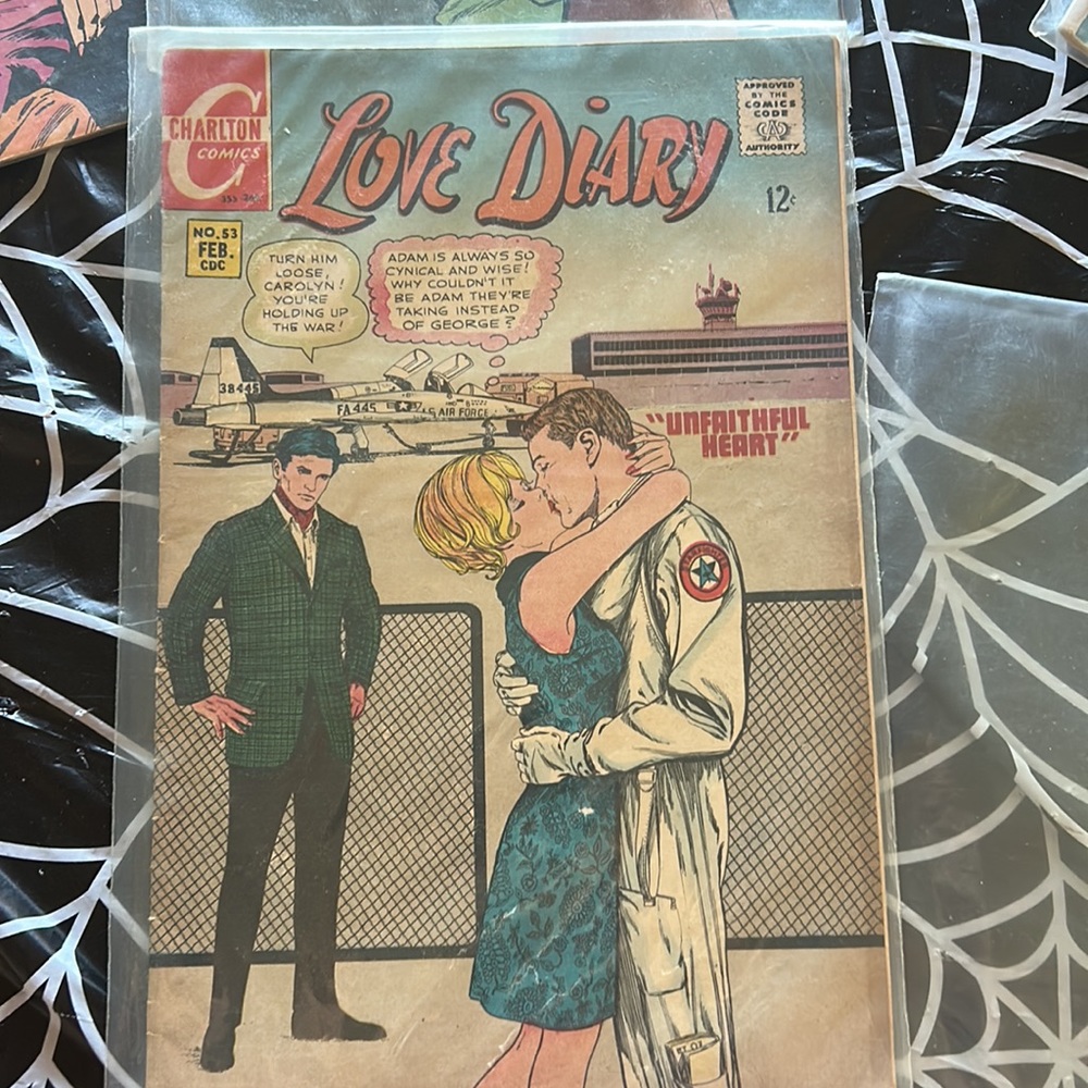 Lot of 12 Vintage Comic Books - Picture 5 of 14